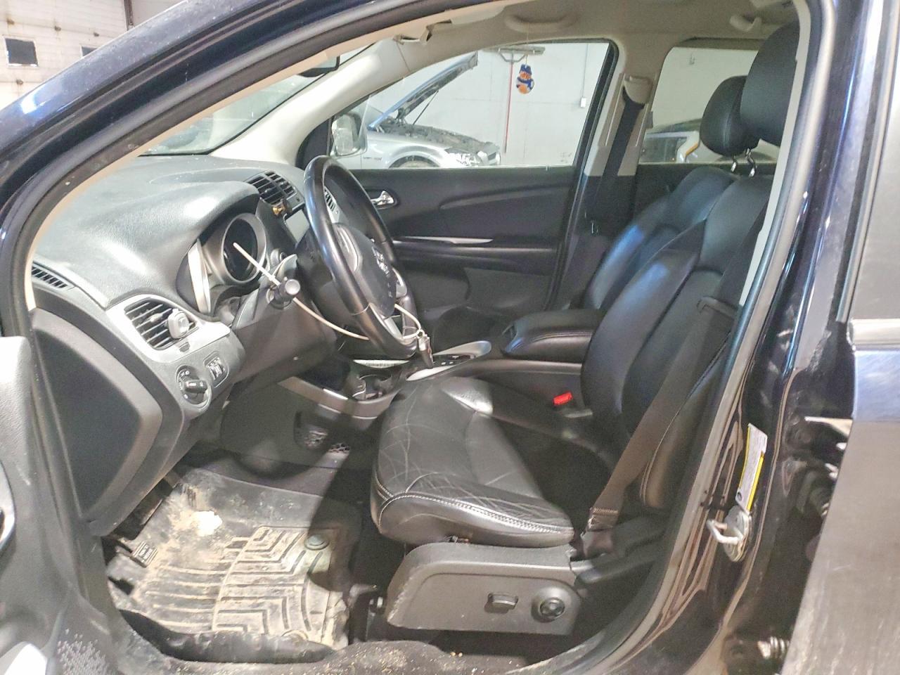 2011 DODGE JOURNEY