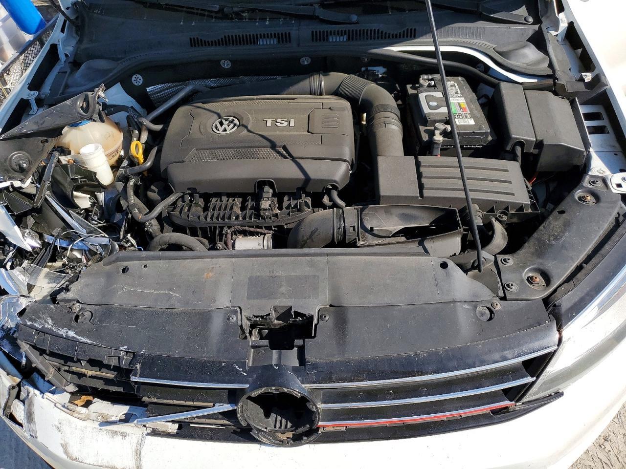 2015 VOLKSWAGEN JETTA