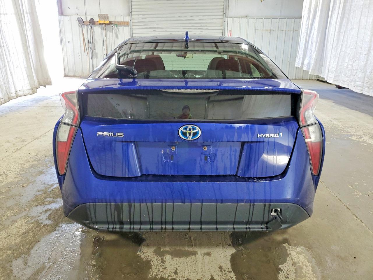 2016 TOYOTA PRIUS