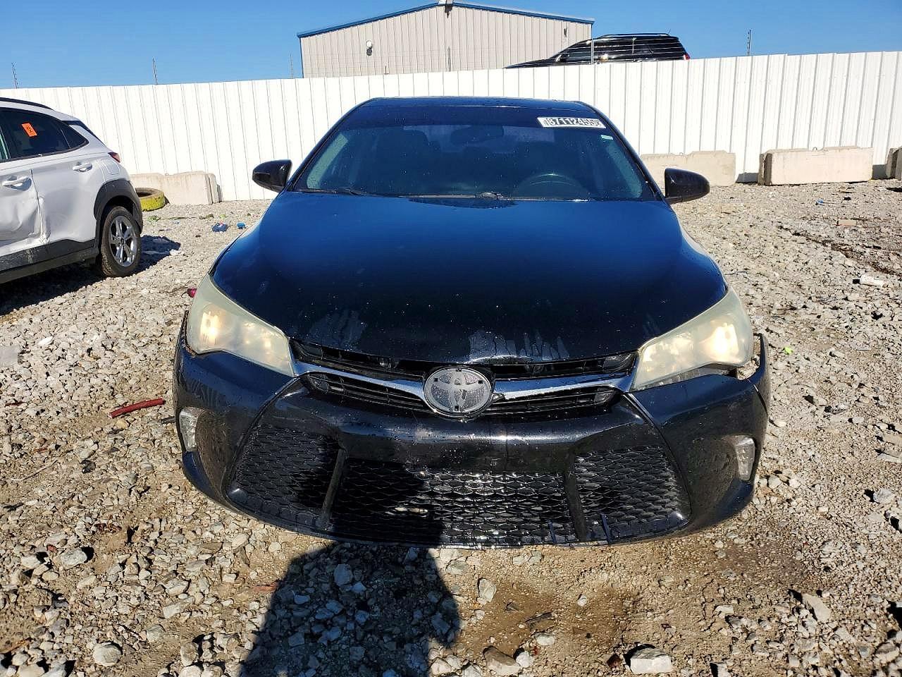 2016 TOYOTA CAMRY
