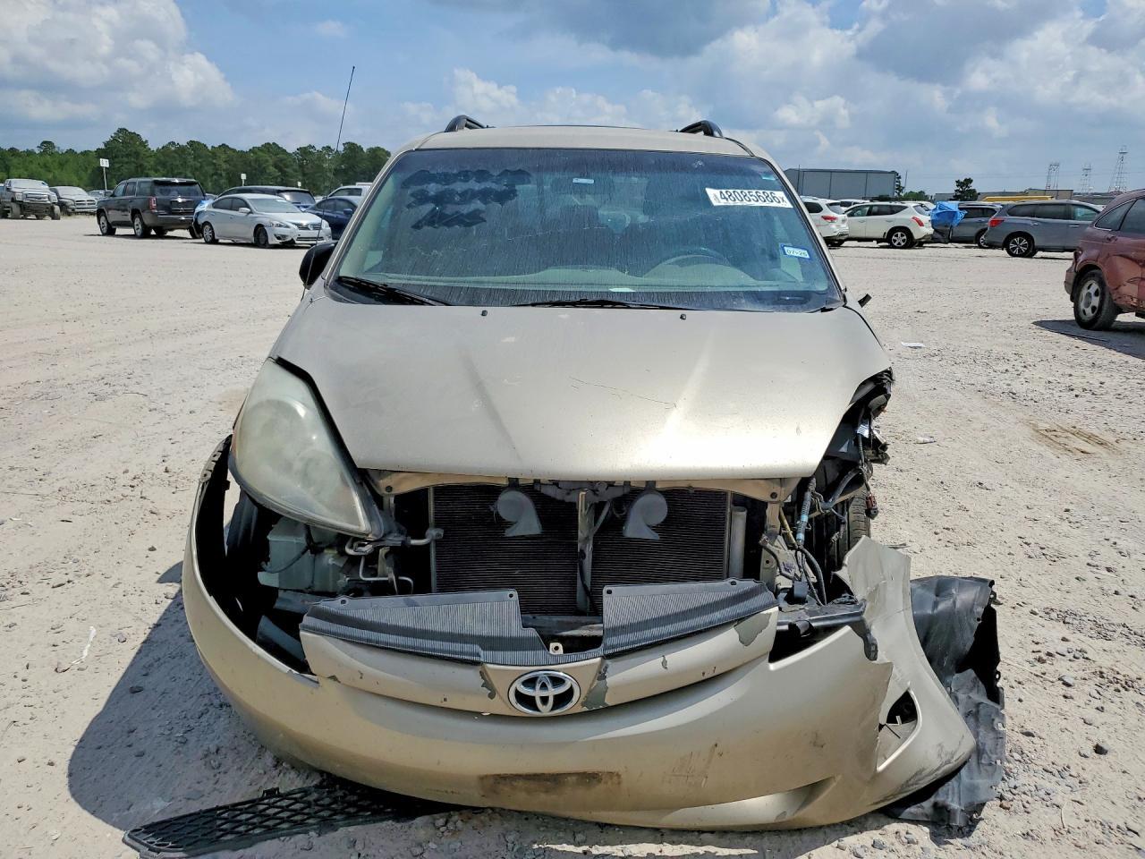 2007 TOYOTA SIENNA
