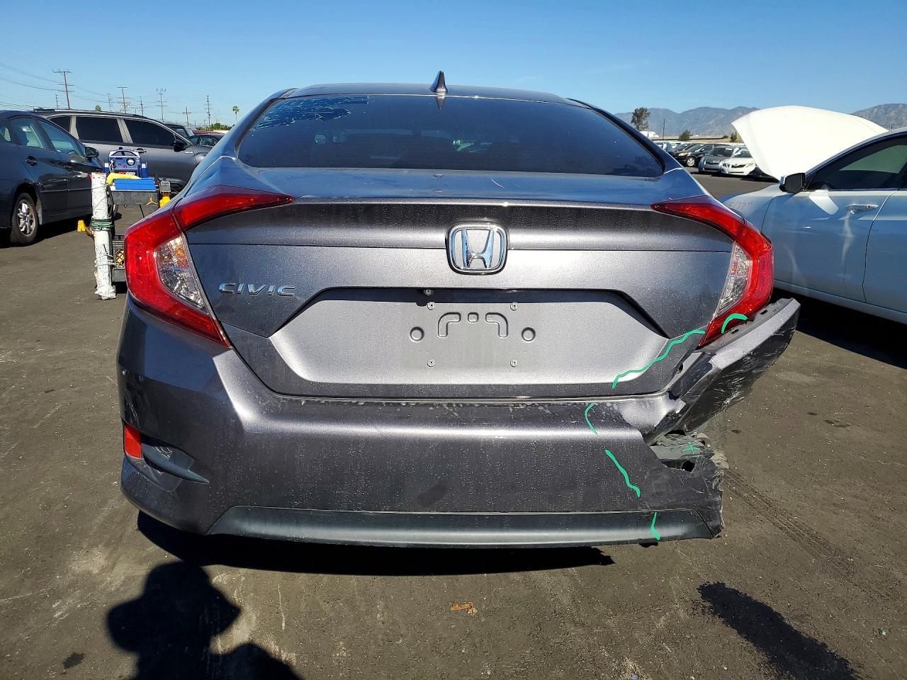 2018 HONDA CIVIC