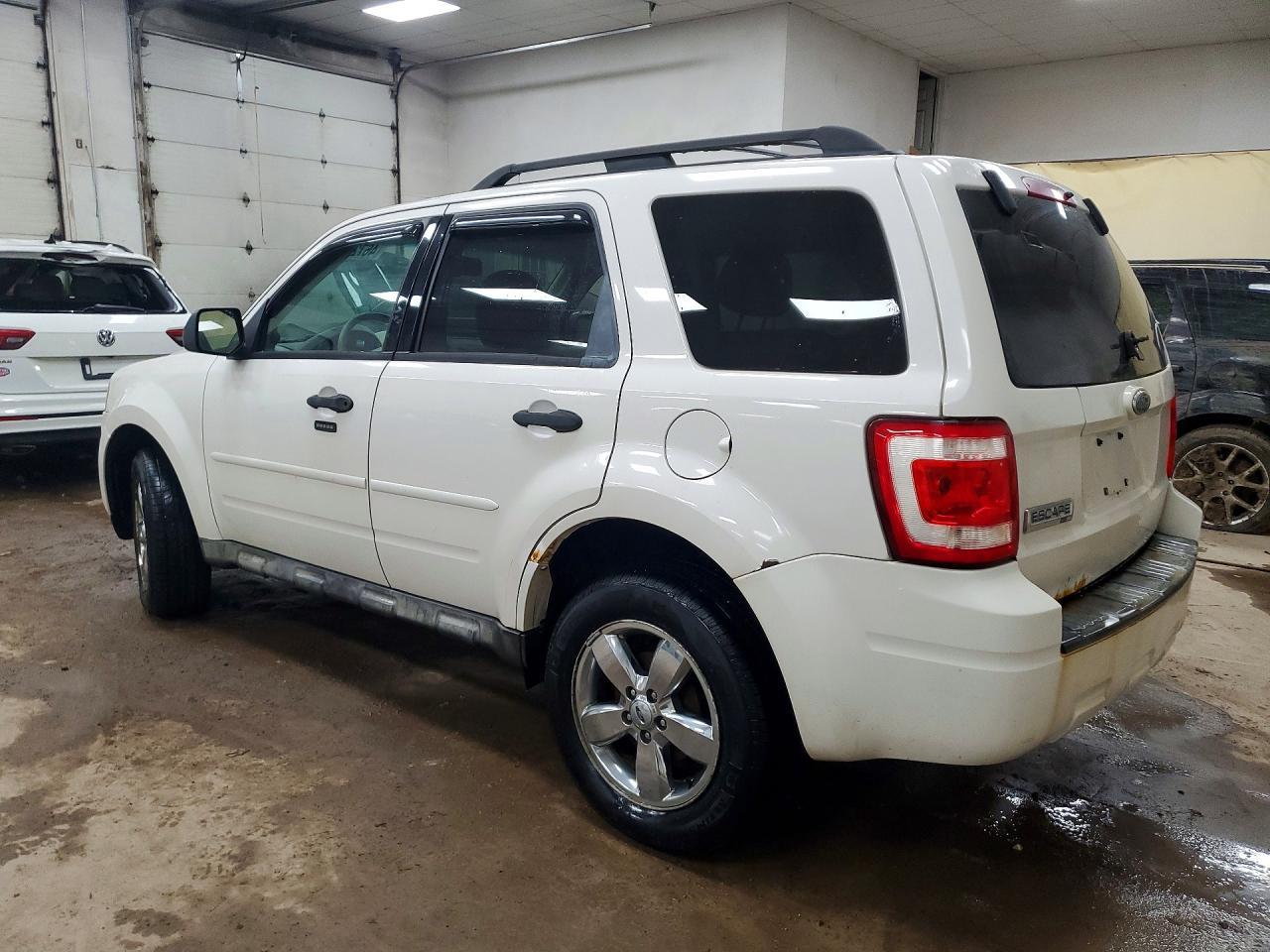 2009 FORD ESCAPE