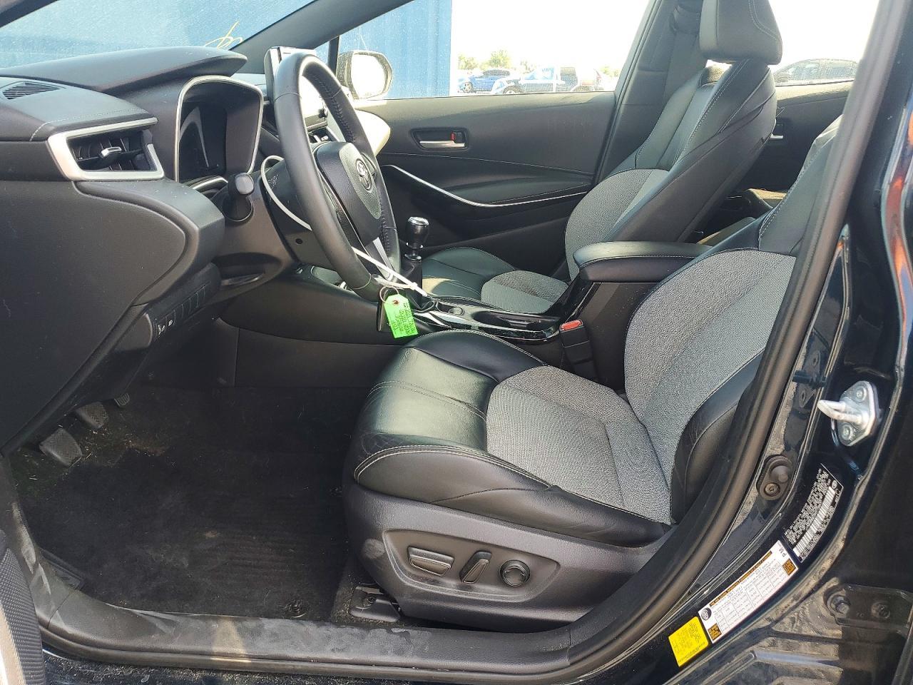 2021 TOYOTA COROLLA