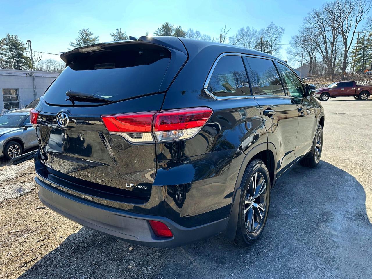 2018 TOYOTA HIGHLANDER