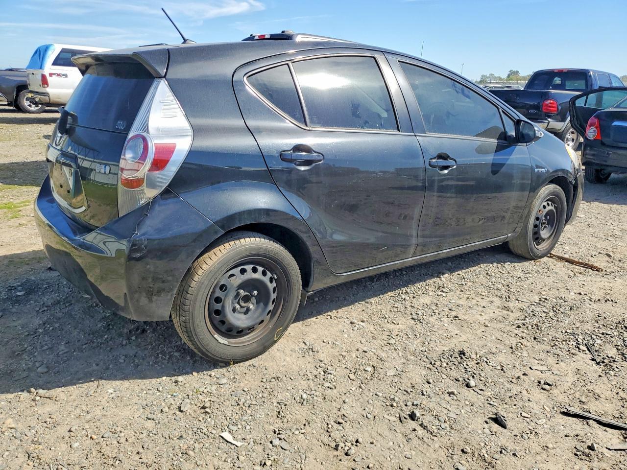 2013 TOYOTA Prius c