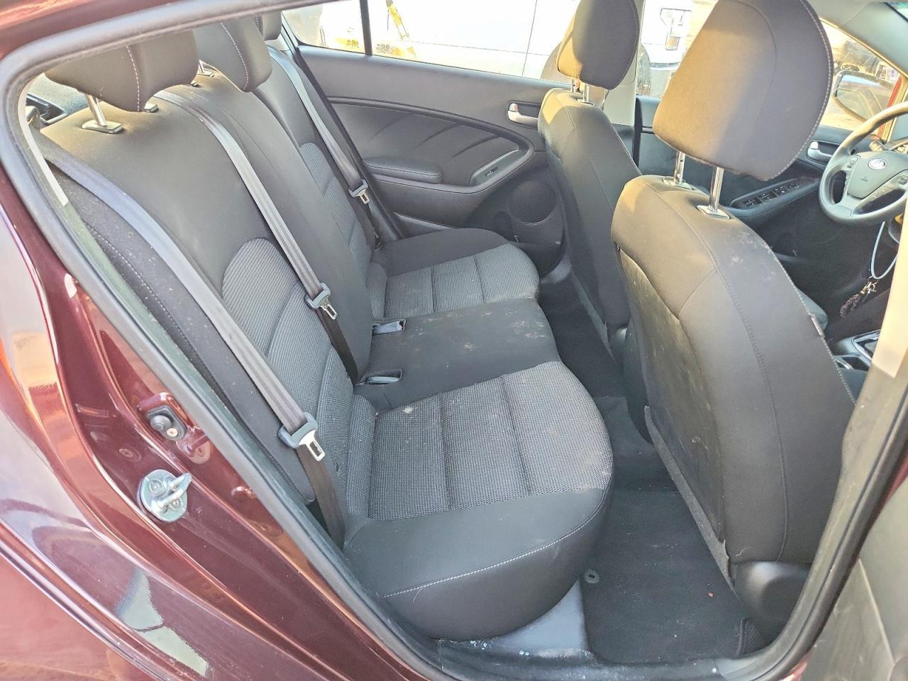 2017 KIA FORTE