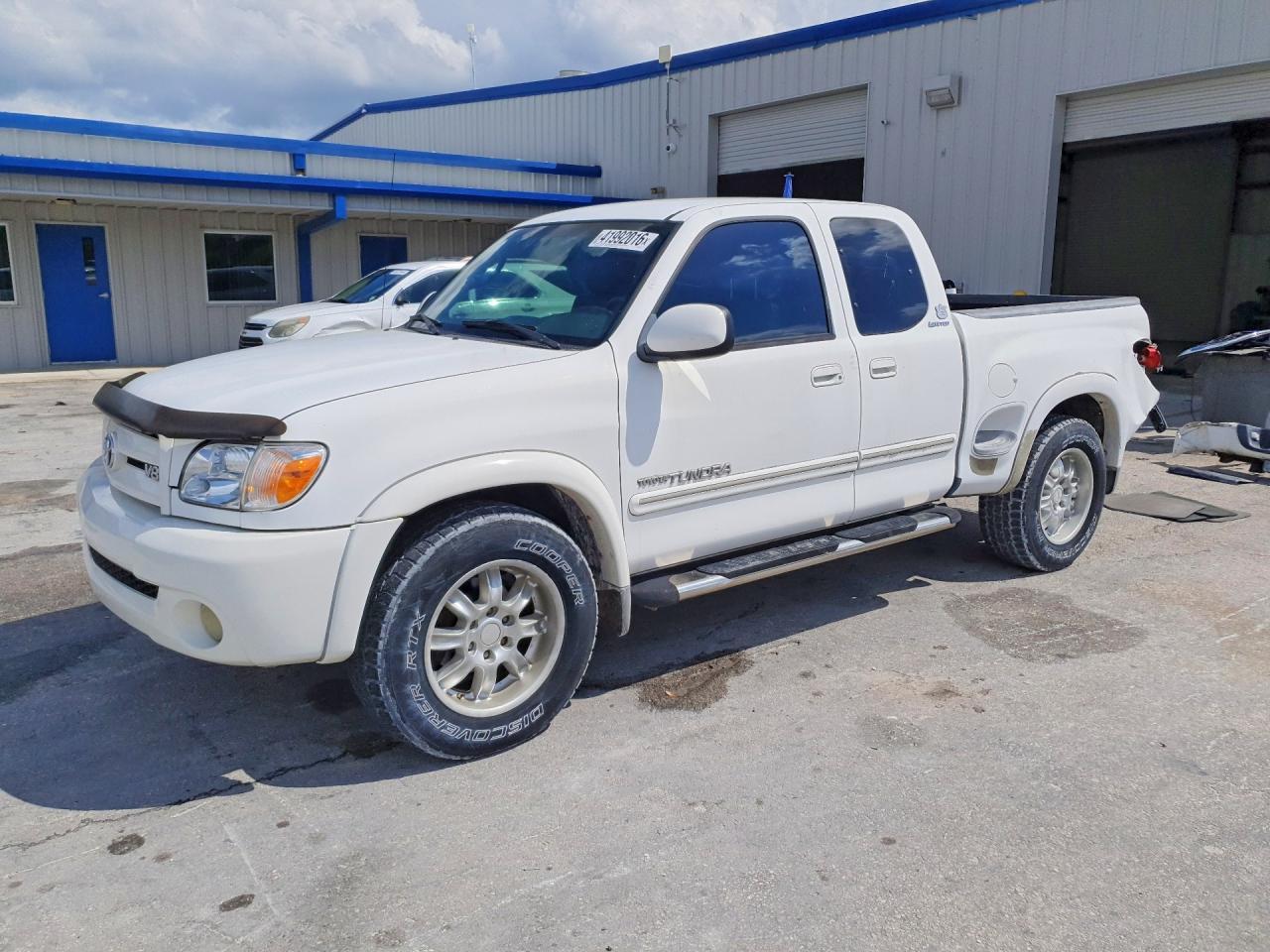 2005 TOYOTA TUNDRA