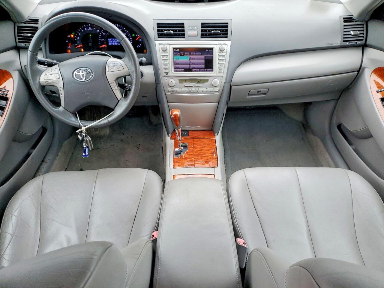 2010 TOYOTA CAMRY