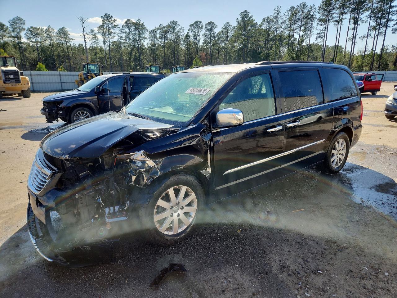 2011 CHRYSLER Town & Country