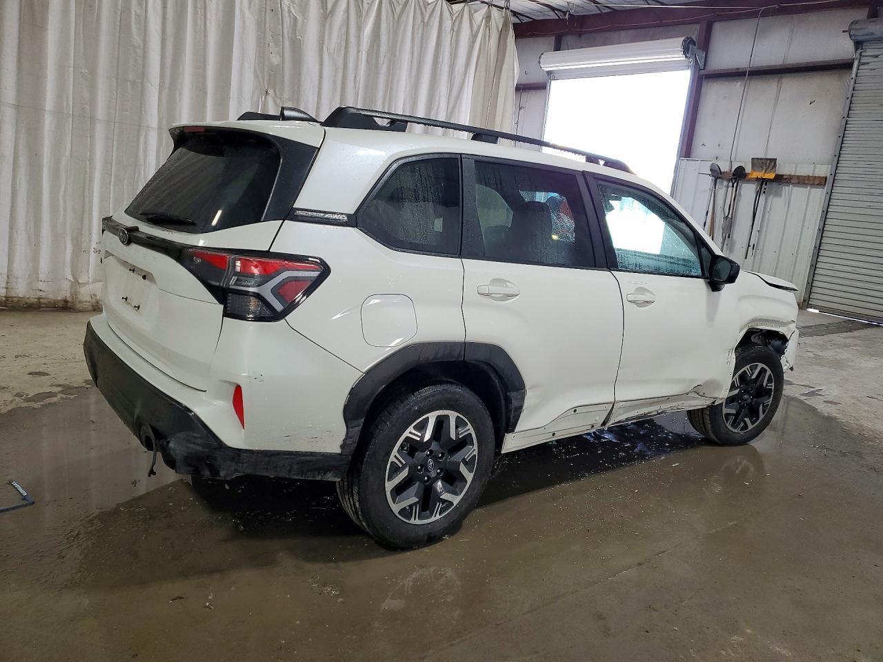 2025 SUBARU FORESTER