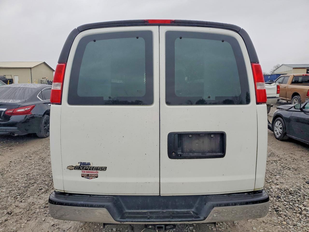 2017 CHEVROLET EXPRESS 2500