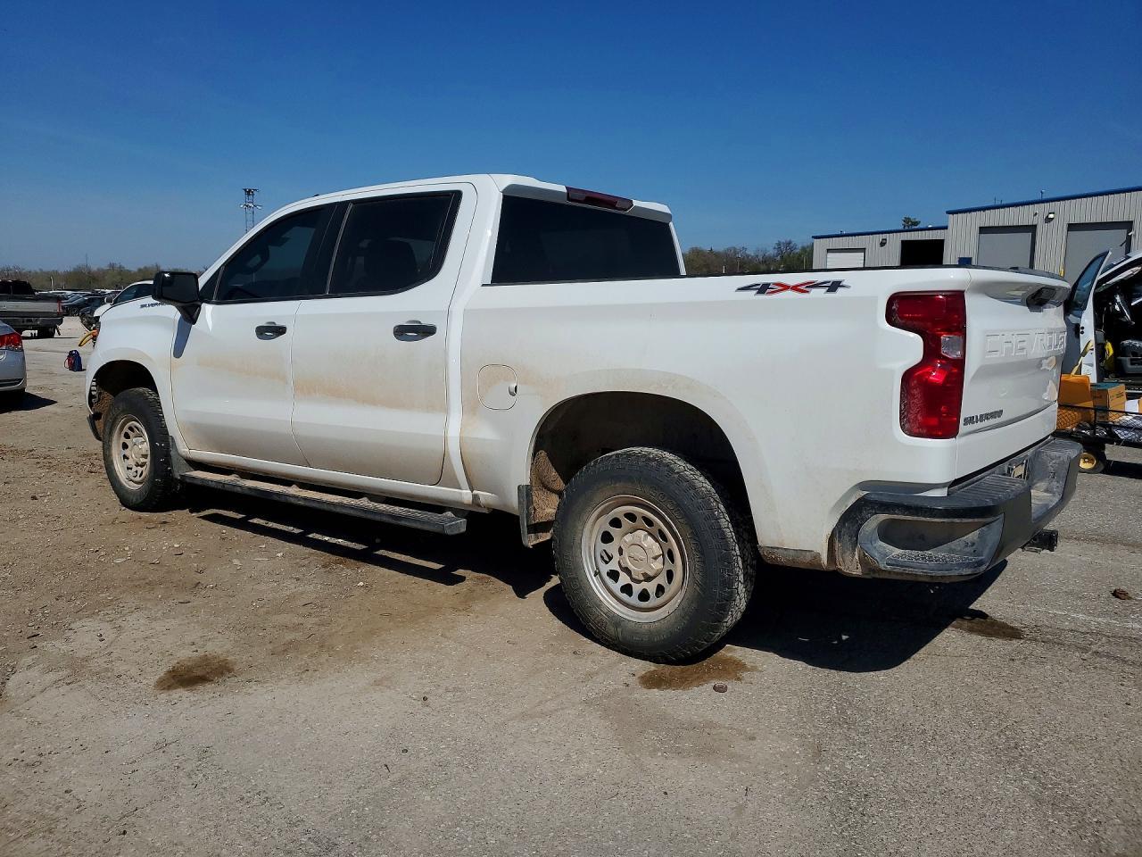 2025 CHEVROLET Silverado