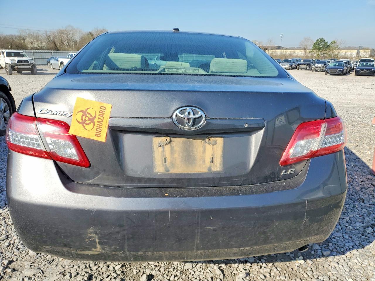 2011 TOYOTA CAMRY