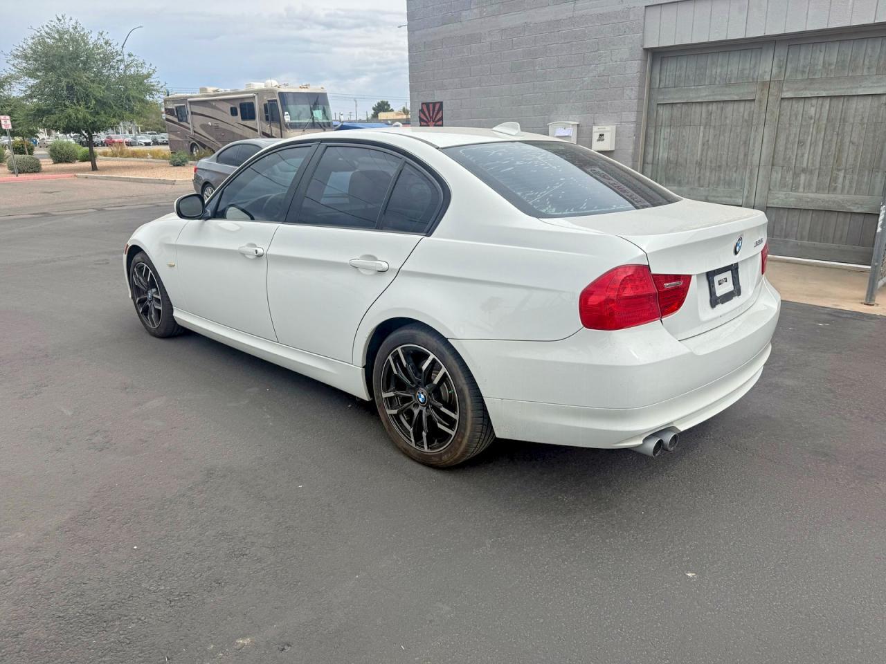2011 BMW 3 SERIES