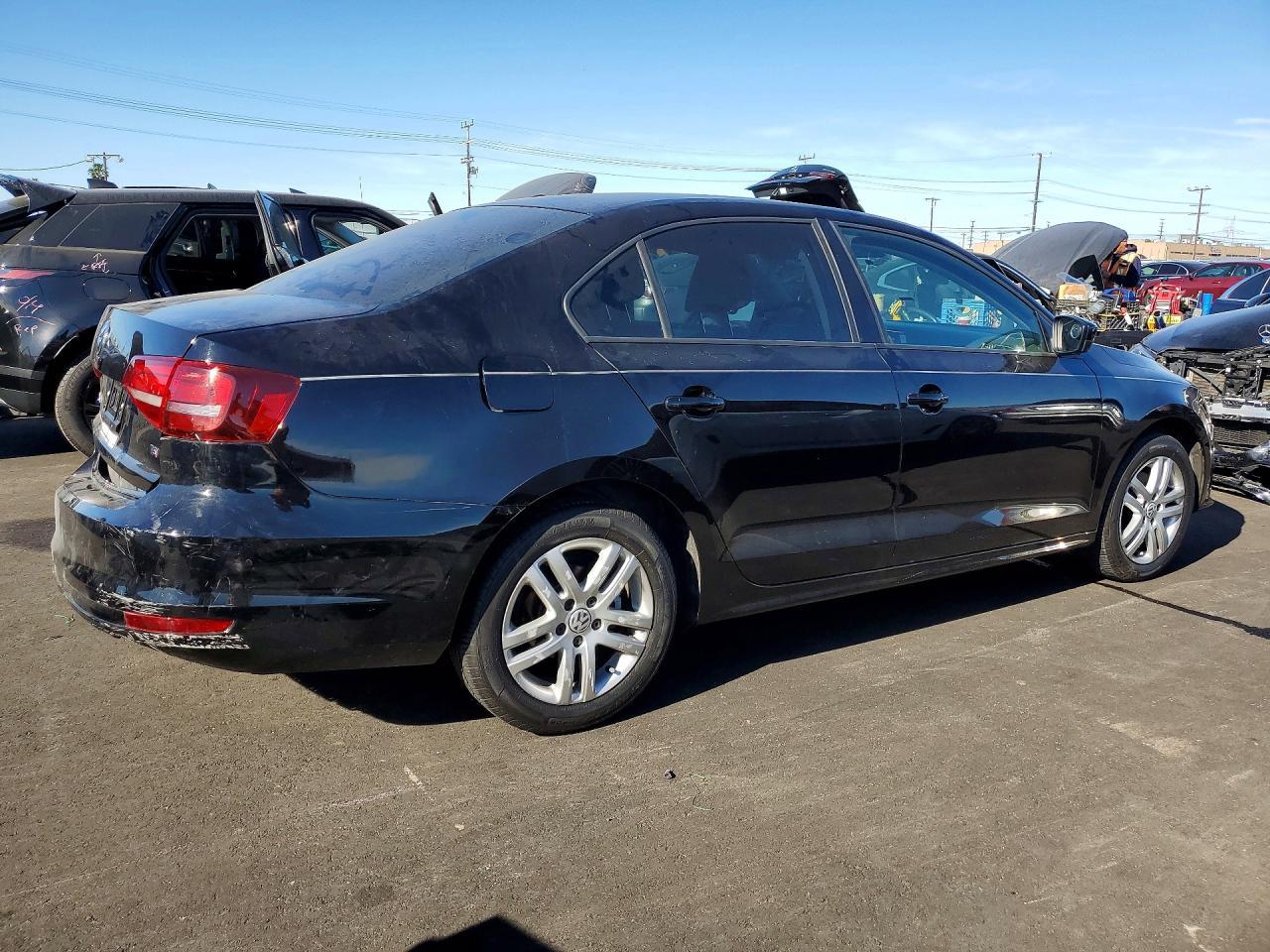 2018 VOLKSWAGEN JETTA