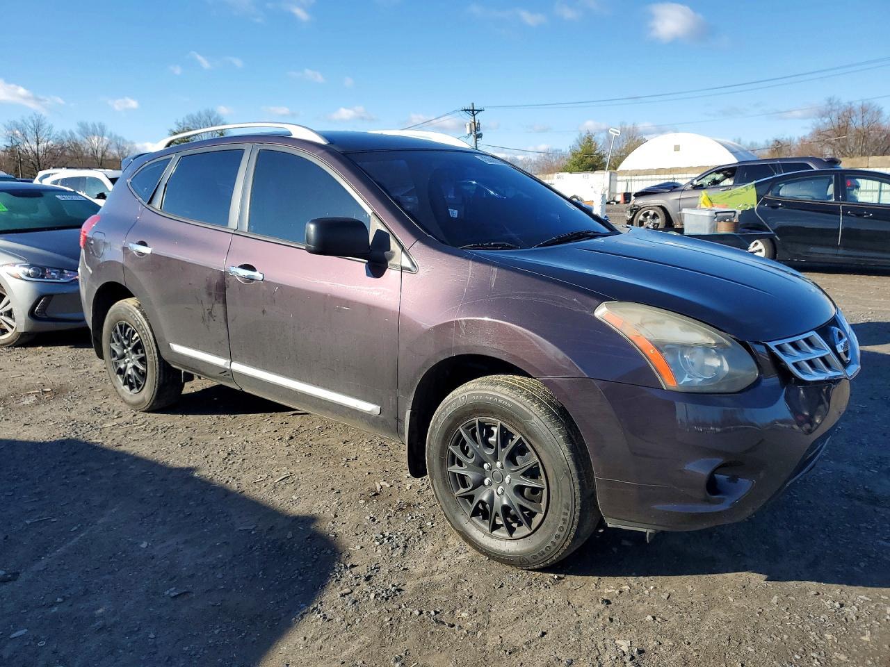 2015 NISSAN ROGUE