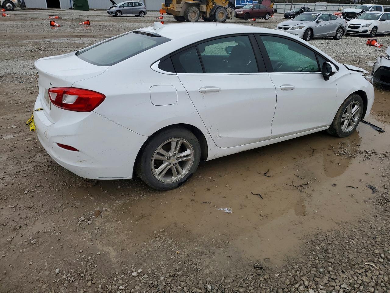 2017 CHEVROLET CRUZE