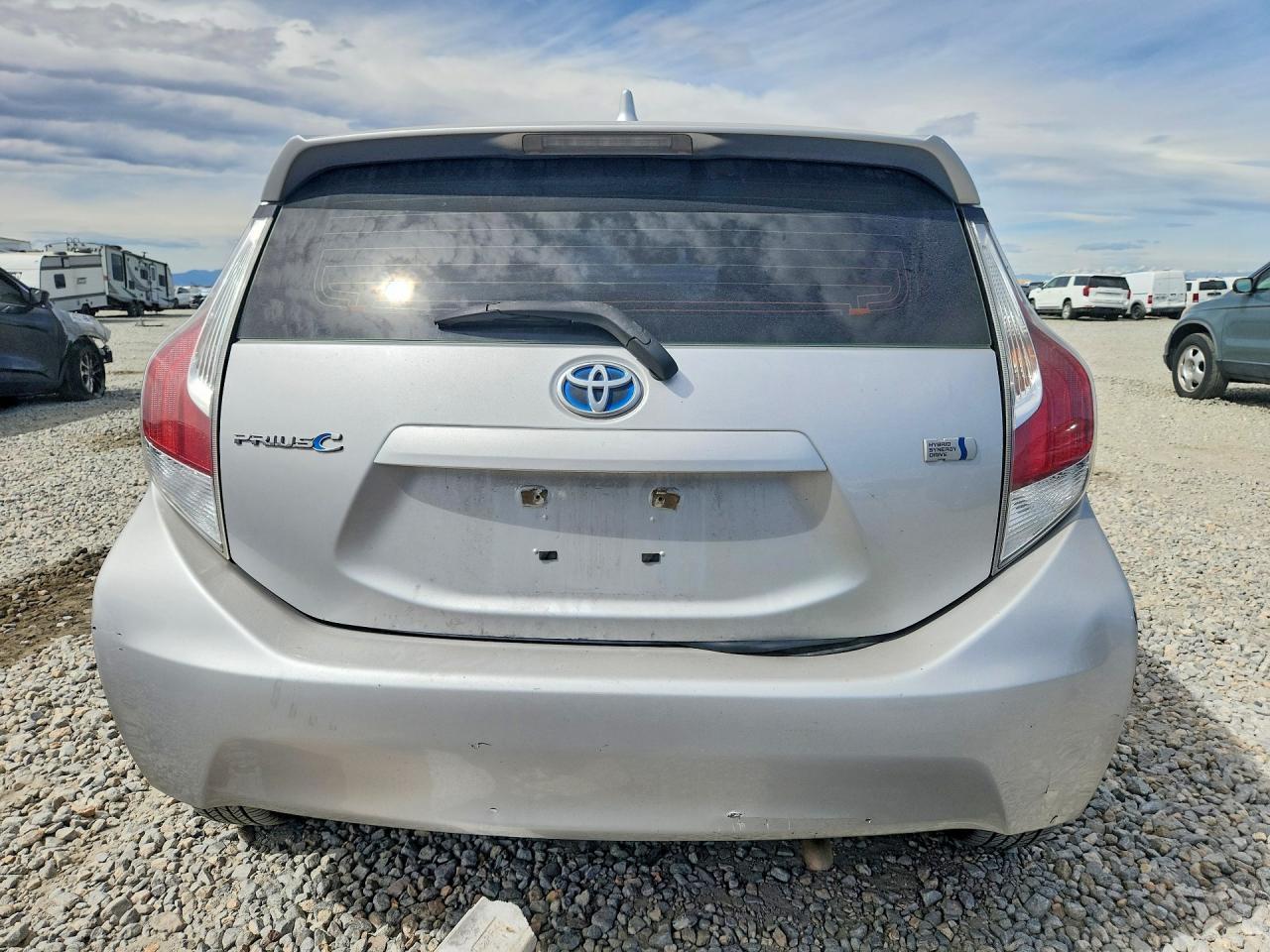 2016 TOYOTA Prius c
