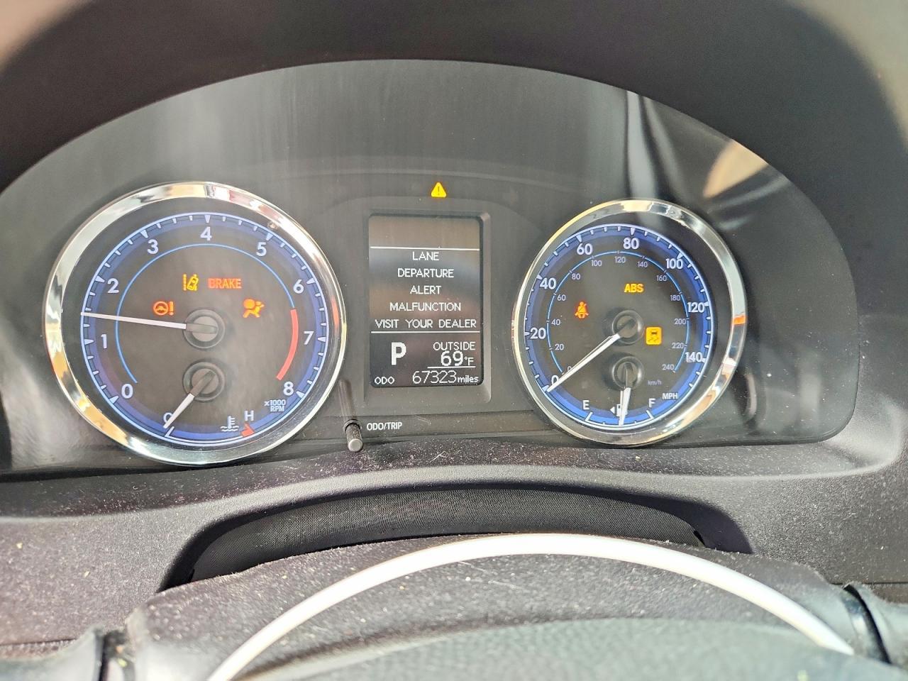 2017 TOYOTA COROLLA