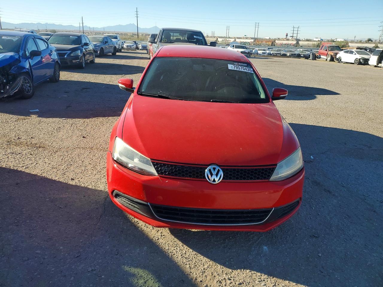 2013 VOLKSWAGEN JETTA