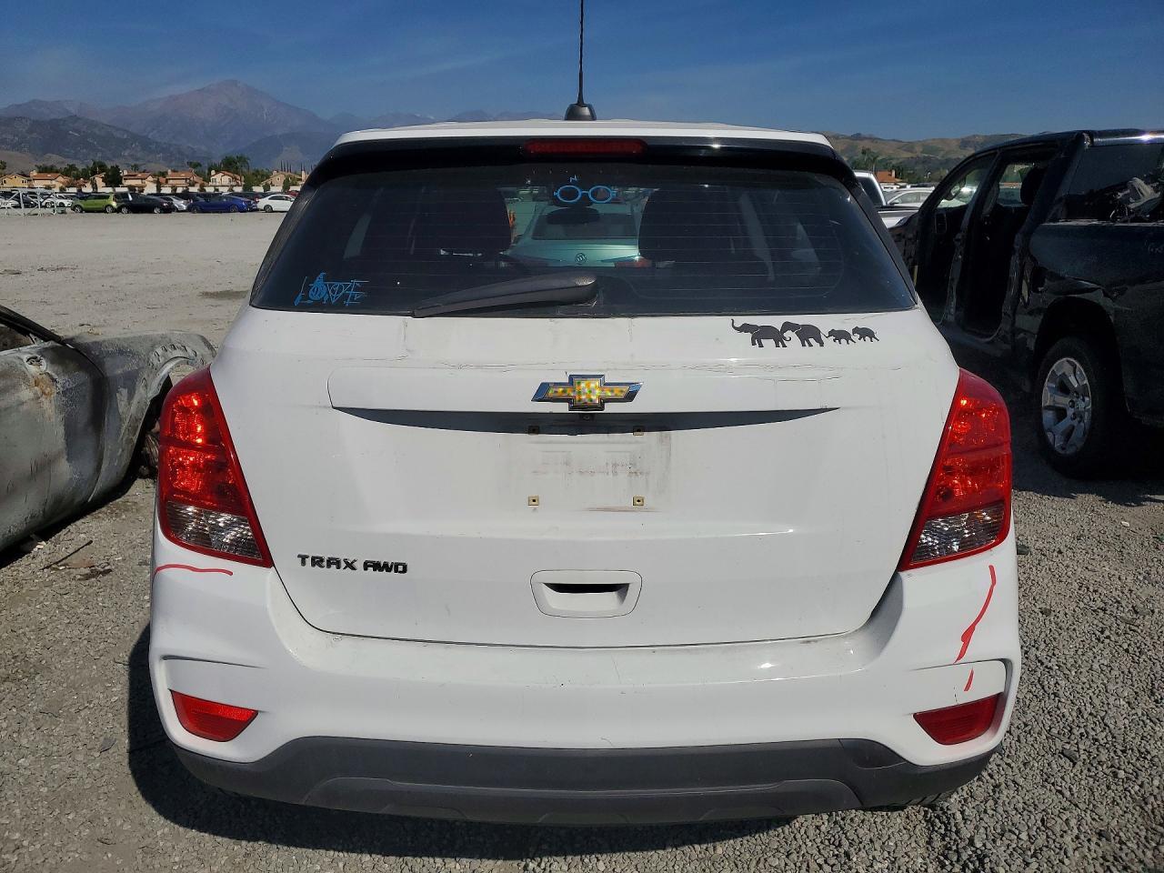 2017 CHEVROLET TRAX