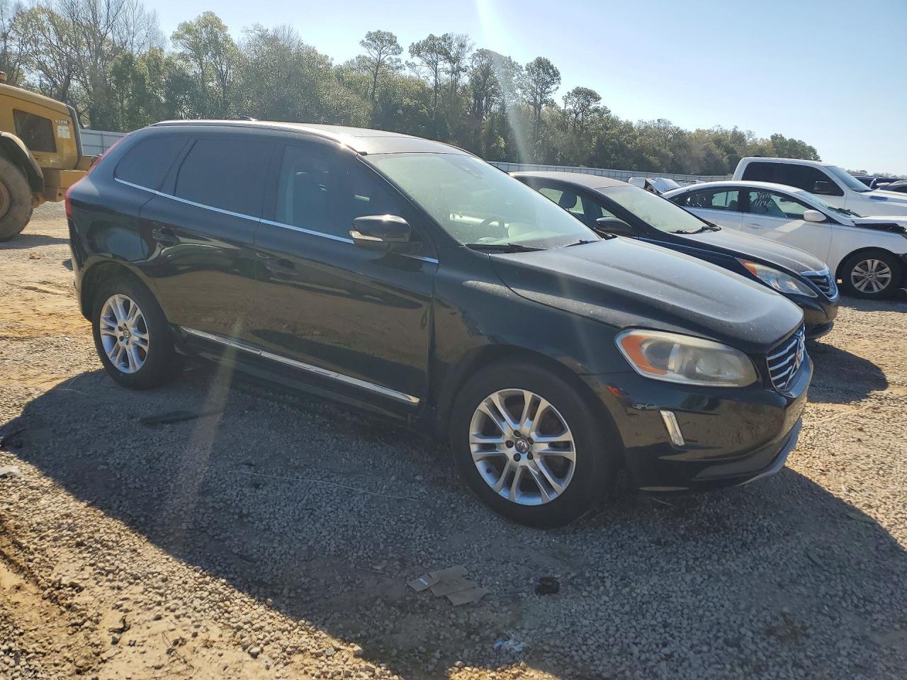 2016 VOLVO XC60
