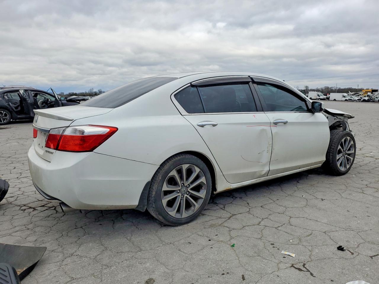 2015 HONDA ACCORD