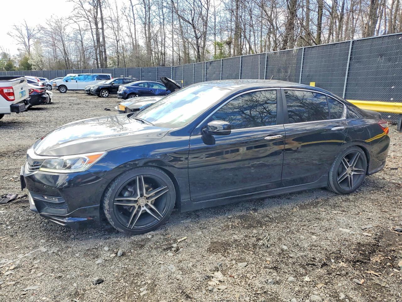 2016 HONDA ACCORD