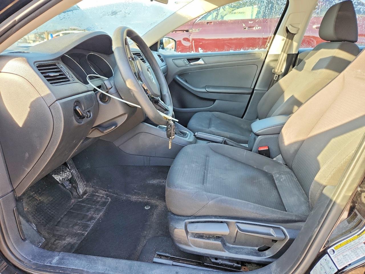 2016 VOLKSWAGEN JETTA