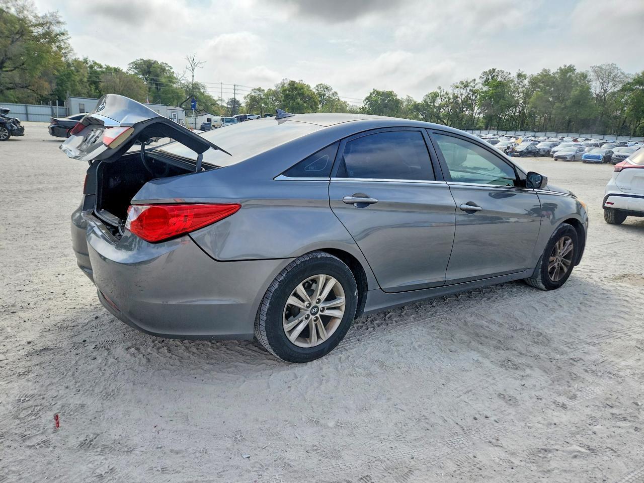 2013 HYUNDAI SONATA