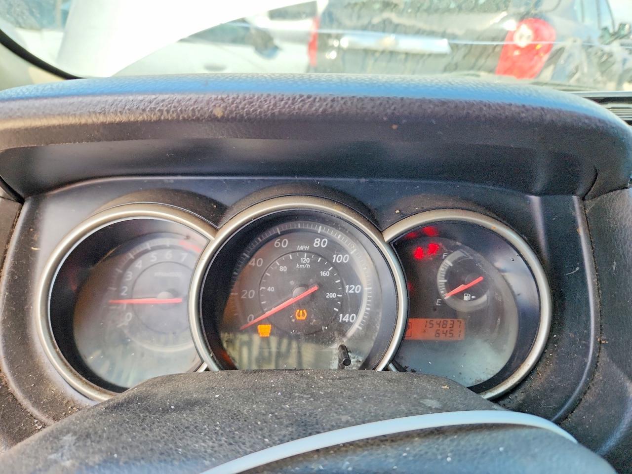 2010 NISSAN VERSA