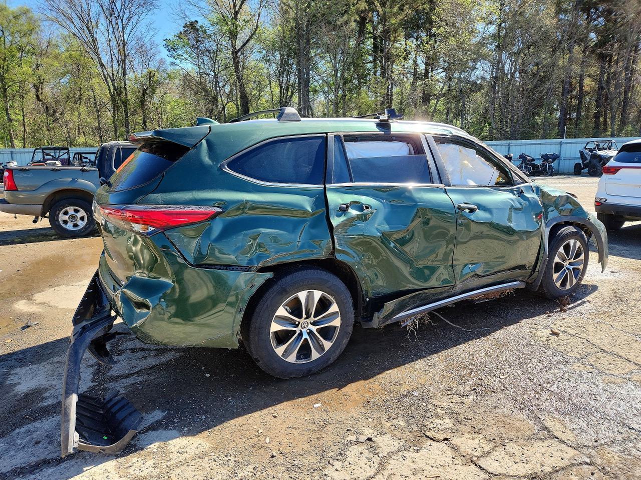 2023 TOYOTA HIGHLANDER