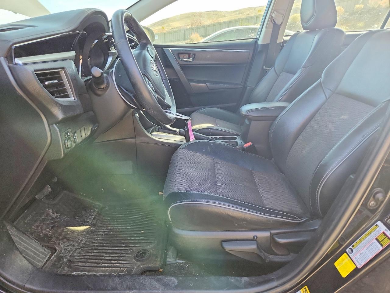 2016 TOYOTA COROLLA