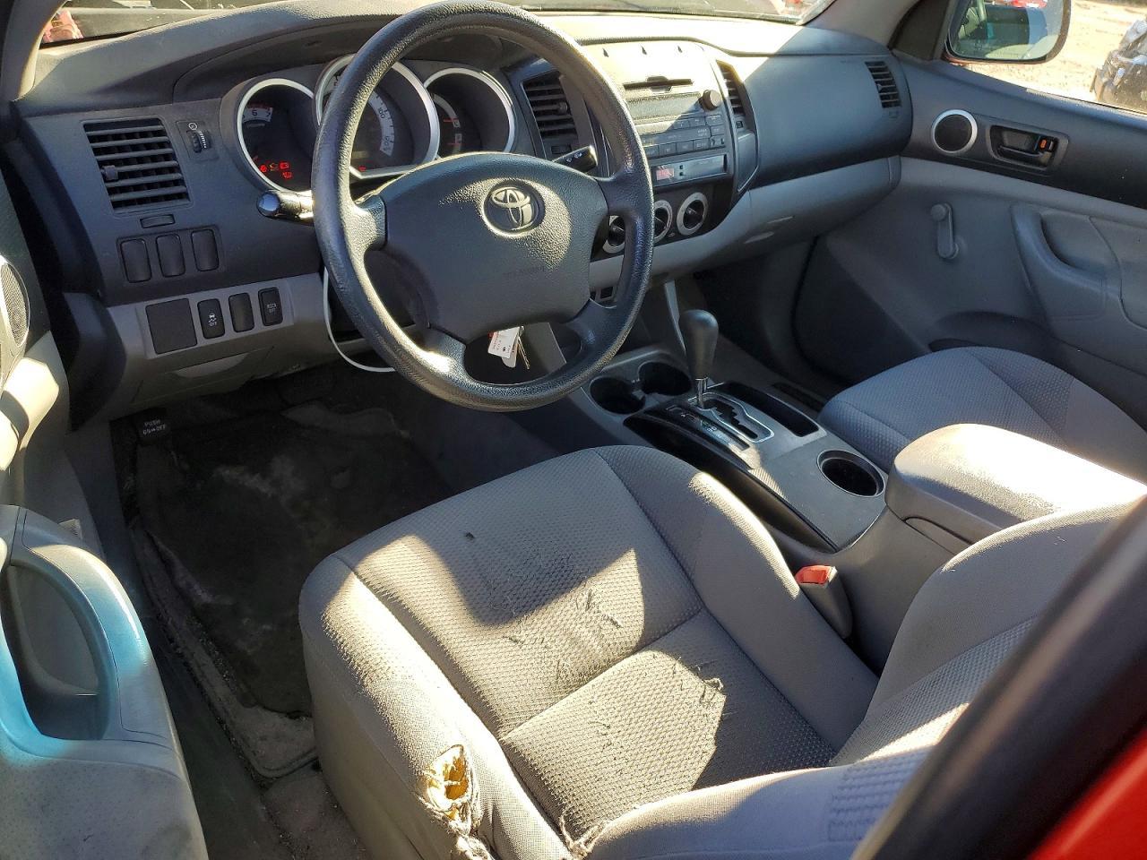 2011 TOYOTA TACOMA