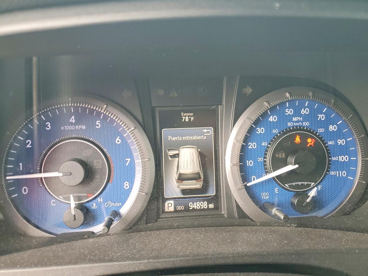 2016 TOYOTA SIENNA