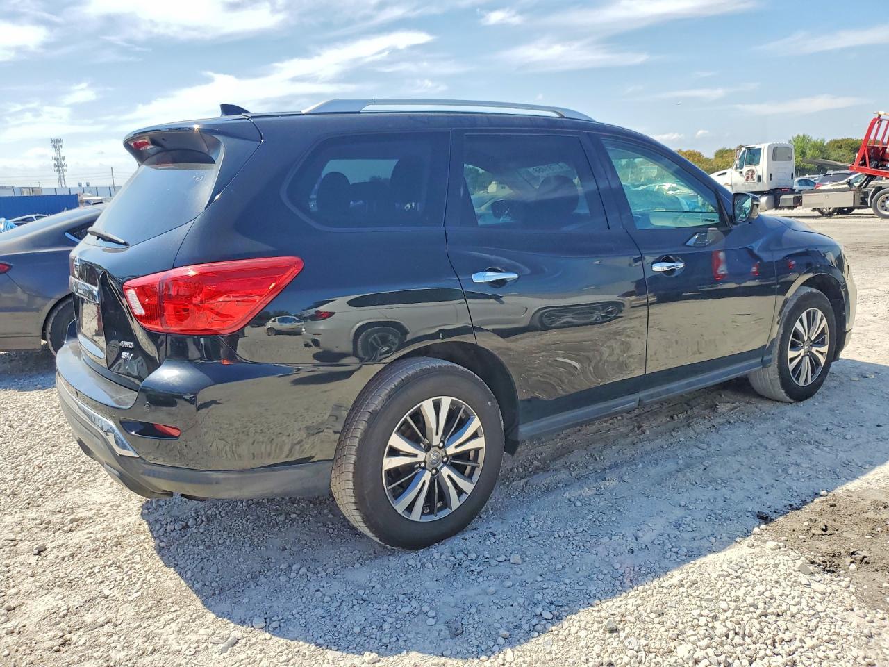 2019 NISSAN PATHFINDER