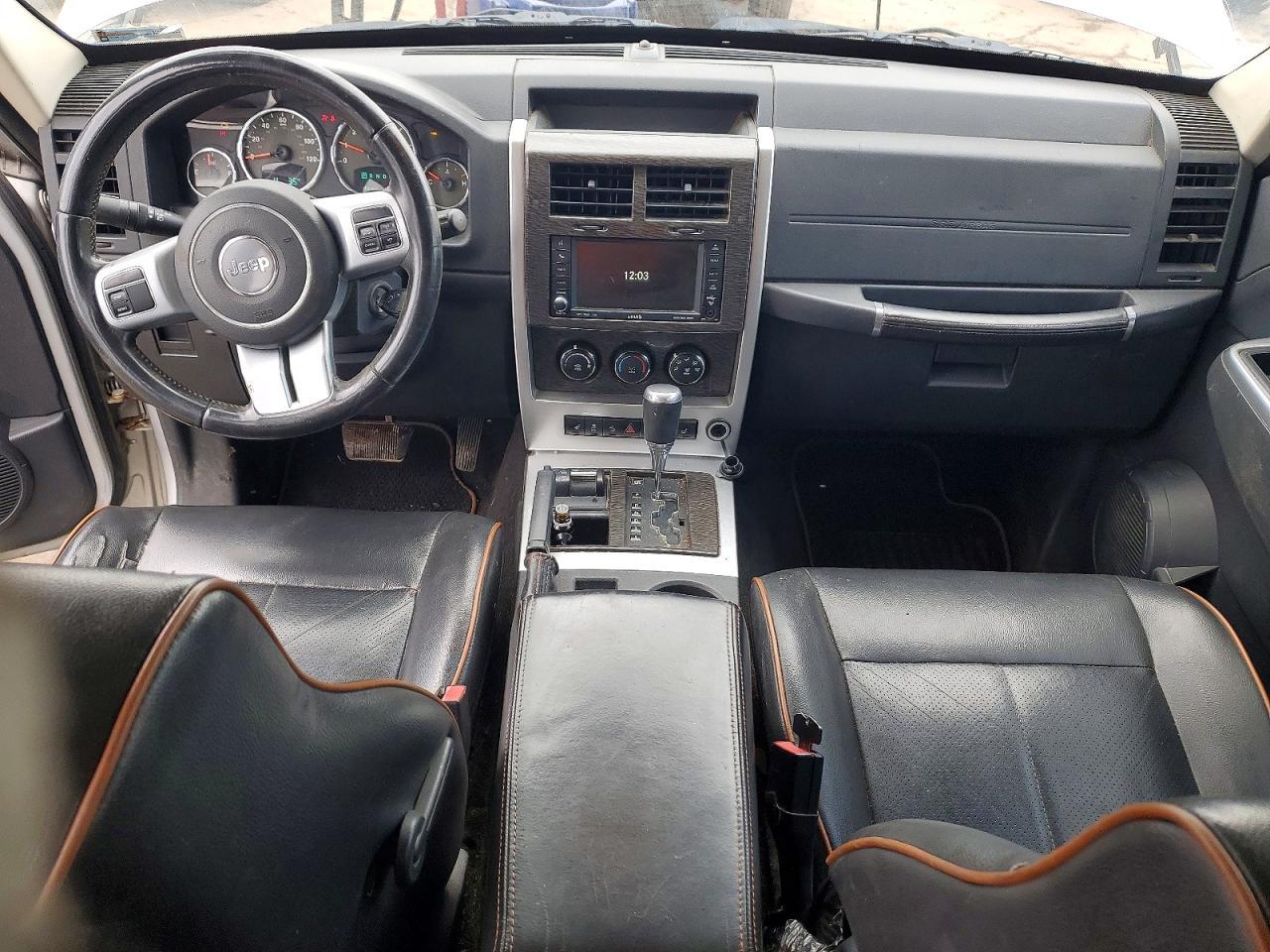 2011 JEEP Liberty