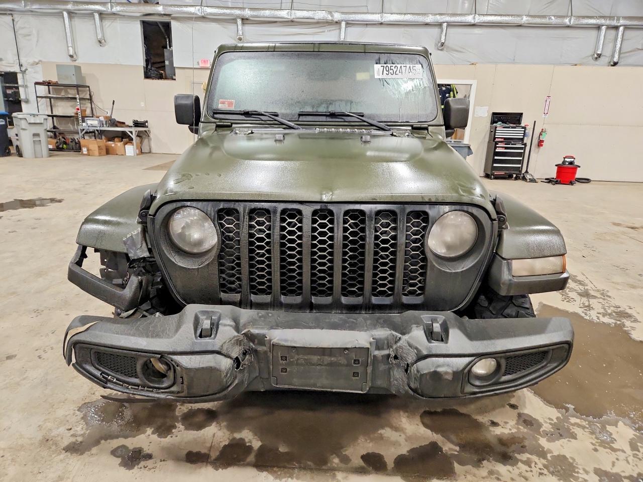 2021 JEEP Gladiator