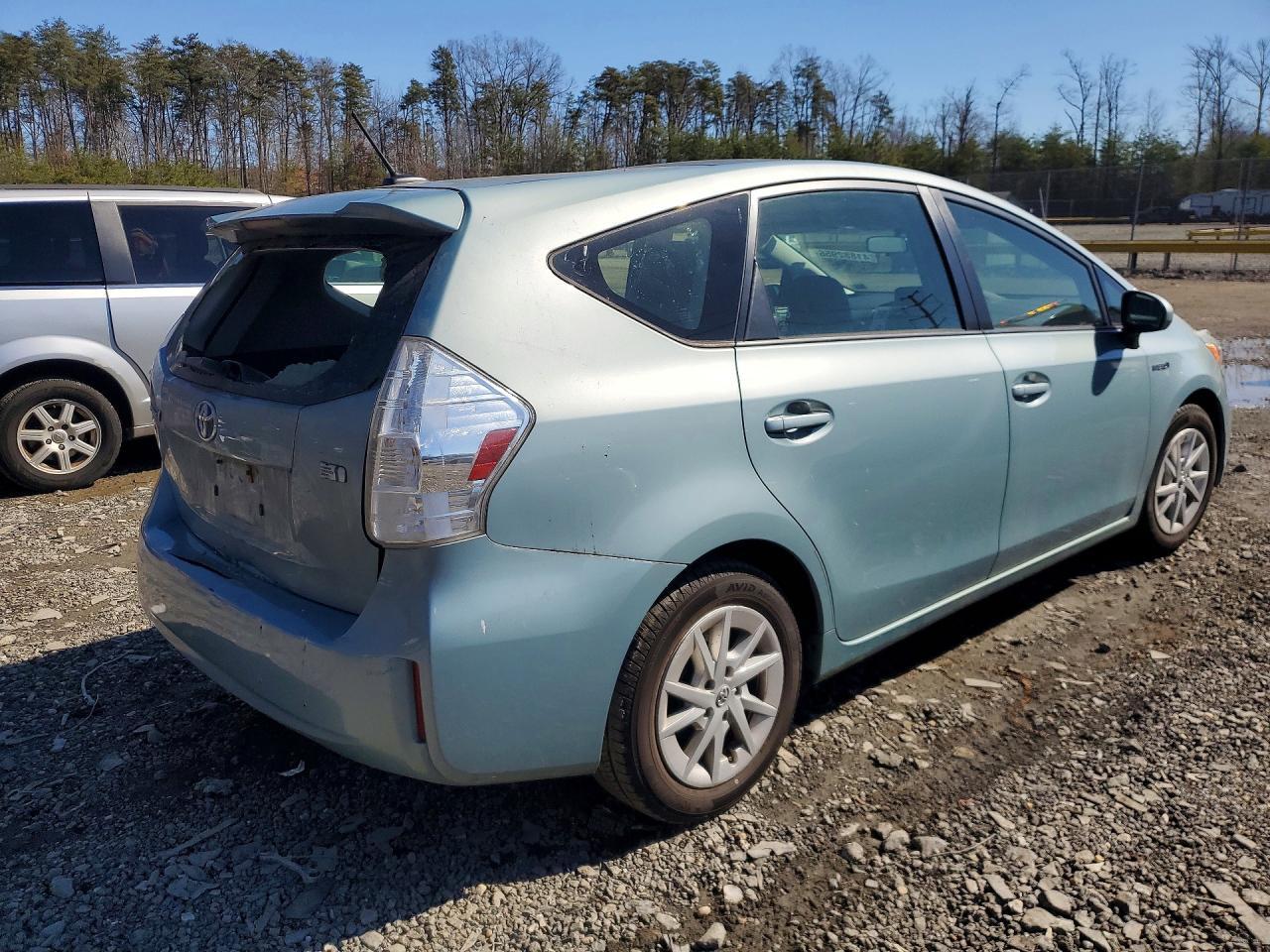 2014 TOYOTA PRIUS V