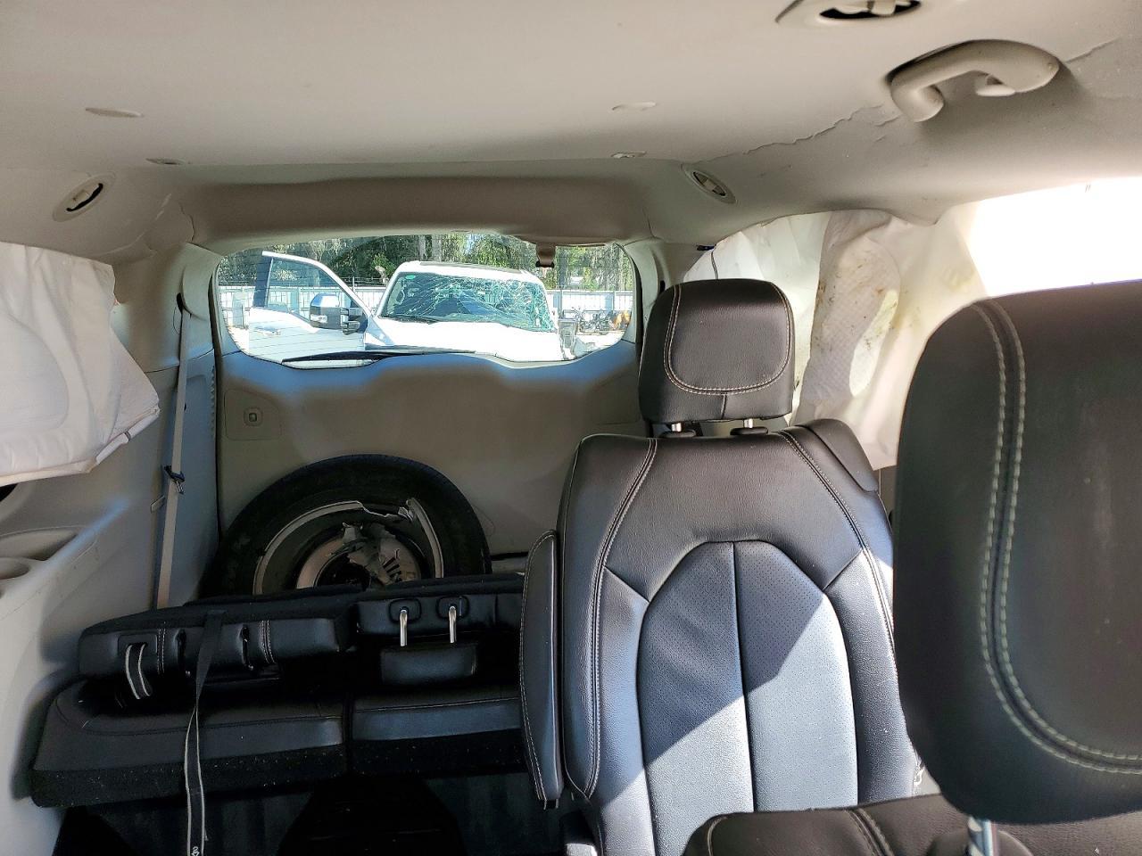 2022 CHRYSLER Pacifica
