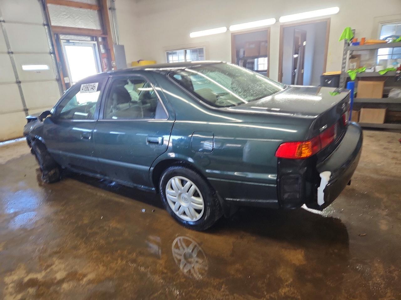 2001 TOYOTA CAMRY