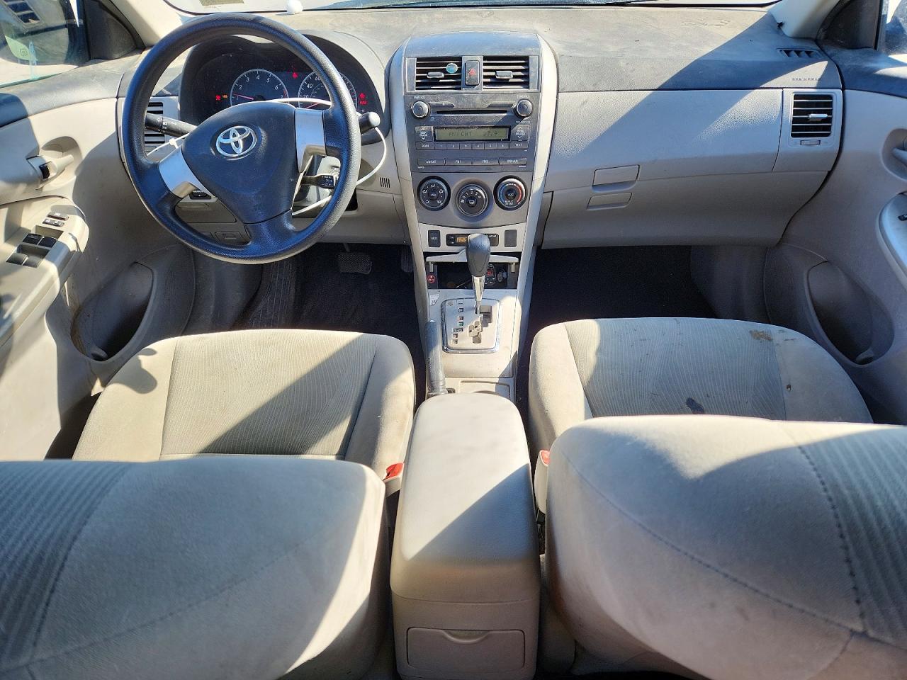 2011 TOYOTA COROLLA