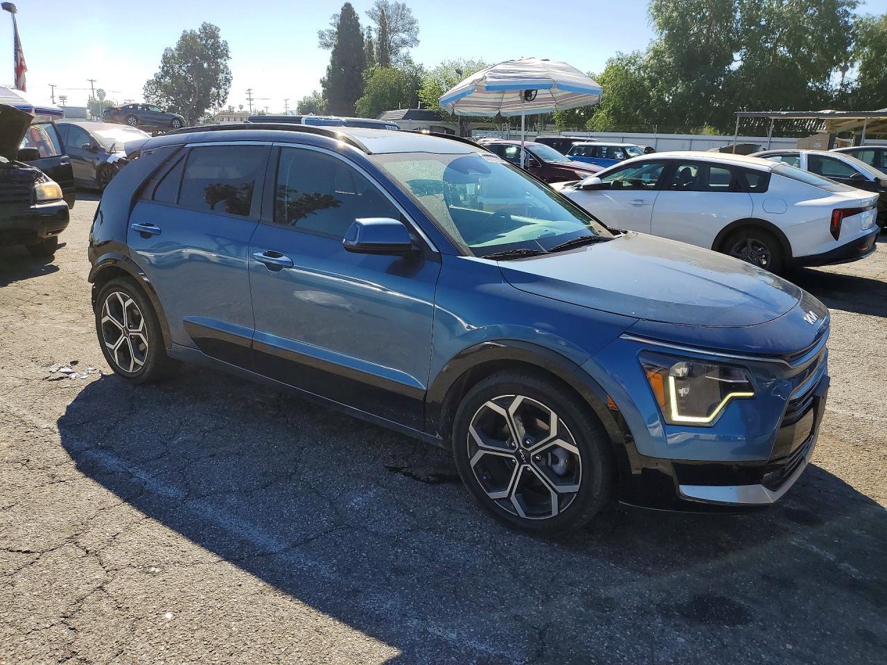 2023 KIA Niro