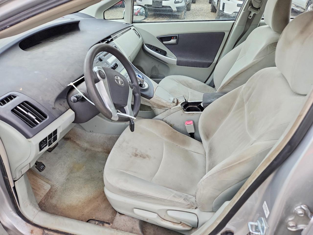 2011 TOYOTA PRIUS