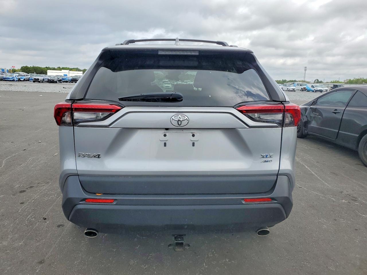 2019 TOYOTA RAV4