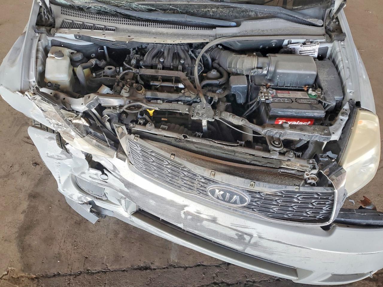 2012 KIA SEDONA