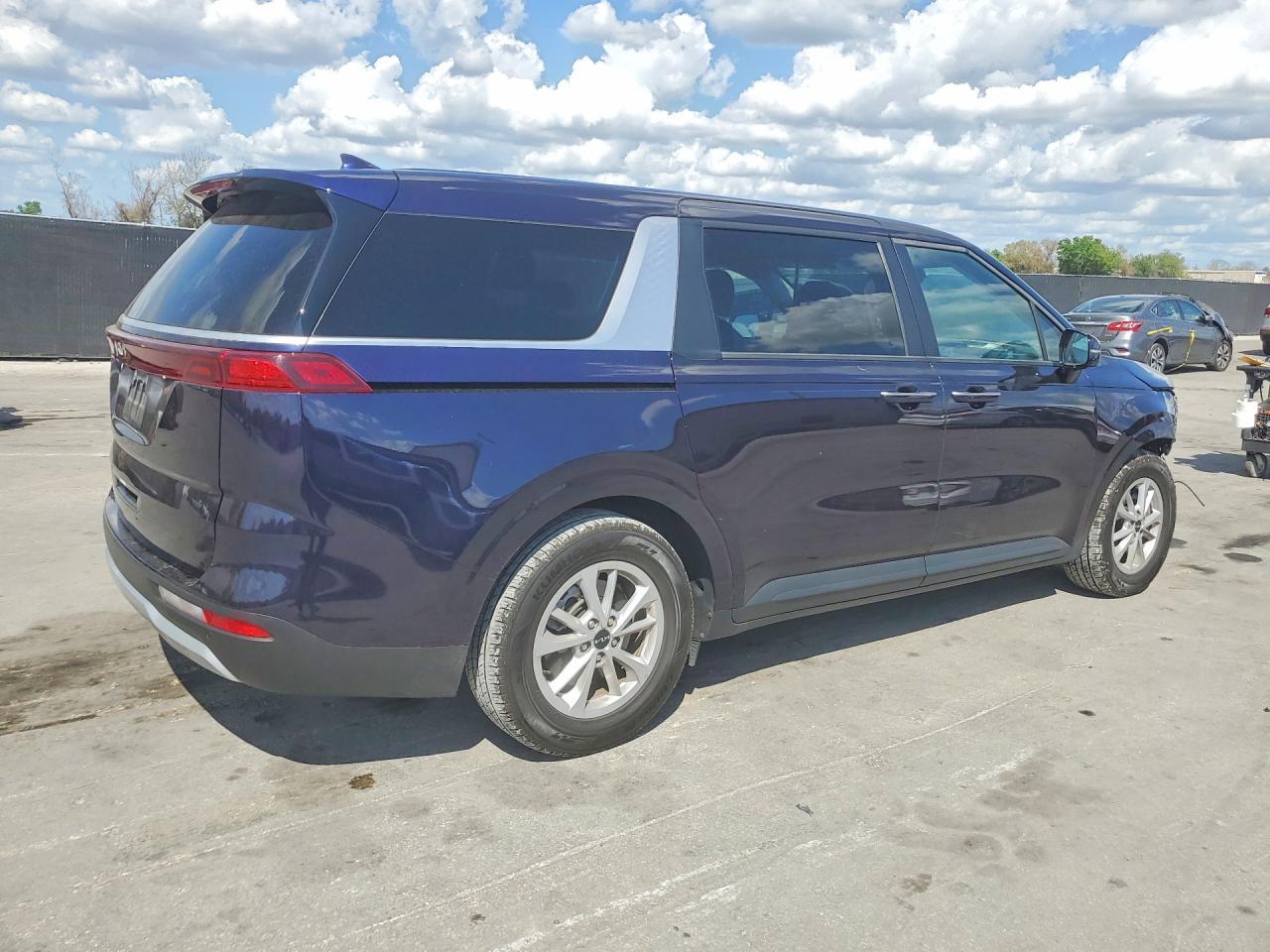 2024 KIA Carnival