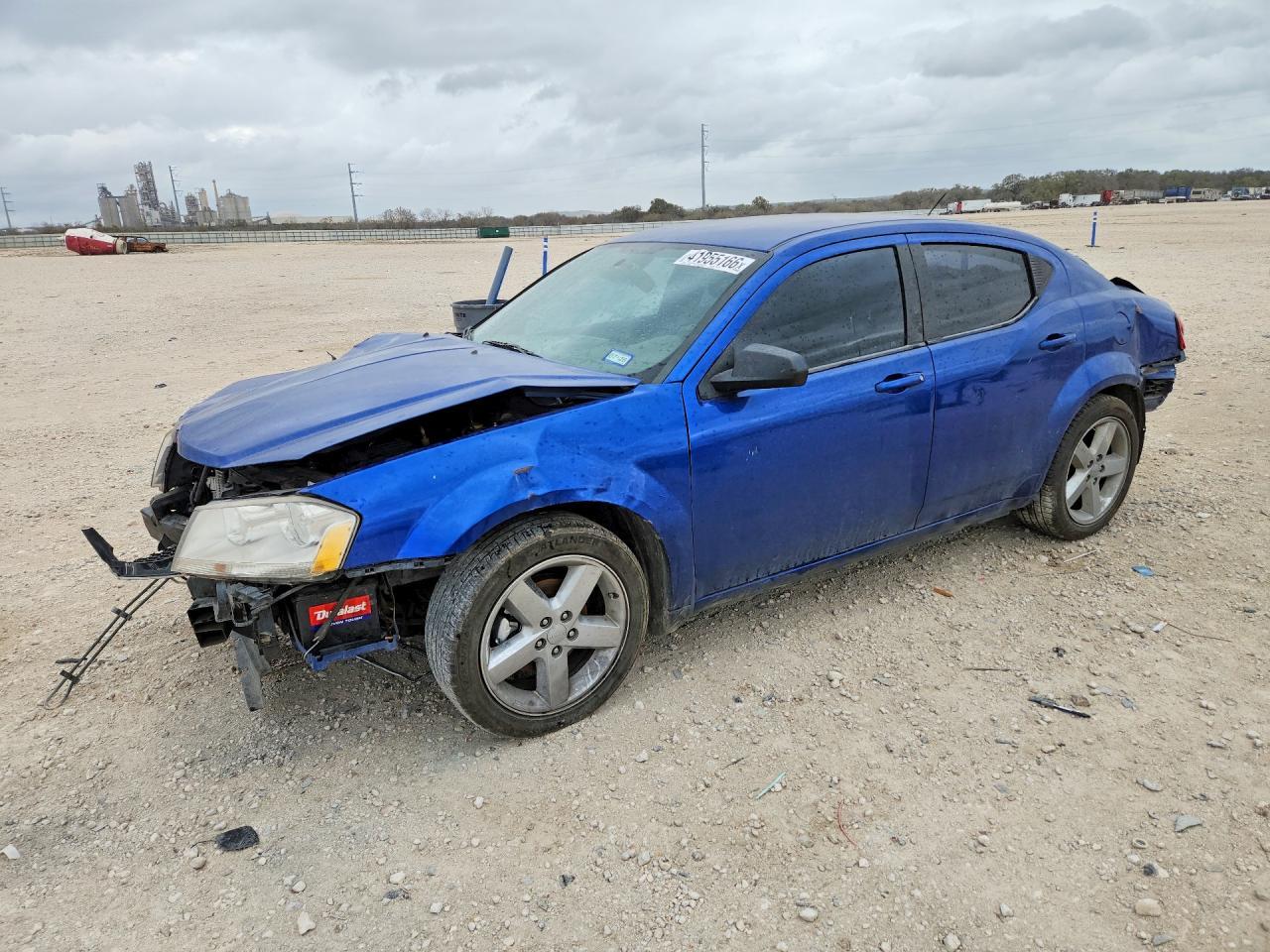 2013 DODGE Avenger
