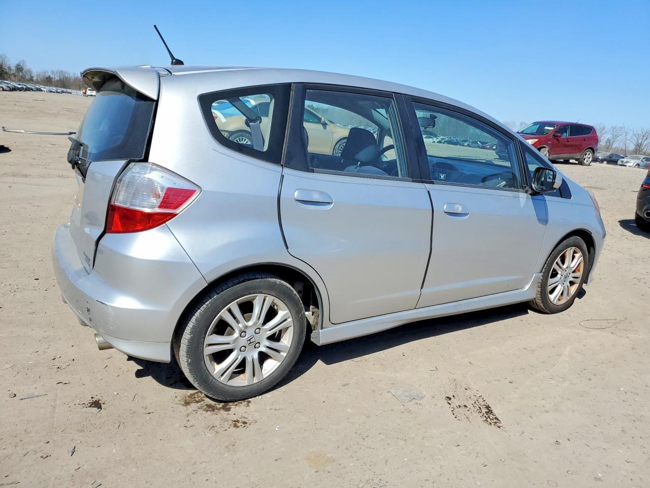 2011 HONDA FIT
